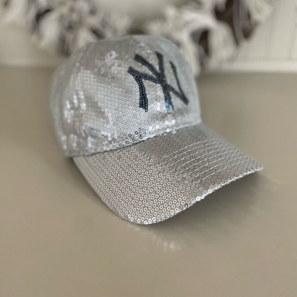 Victoria Secret ‘Pink’ sequin NY hat